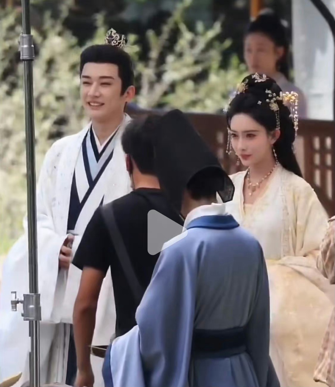 刘学义和孟子义都不在一个图层[doge] ​​​