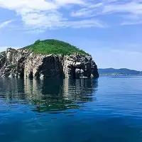 清朝人闵燕奇性情格外洒脱不羁，恰逢秋闱考试落榜，燕奇失意烦闷。一同参加考试的读书