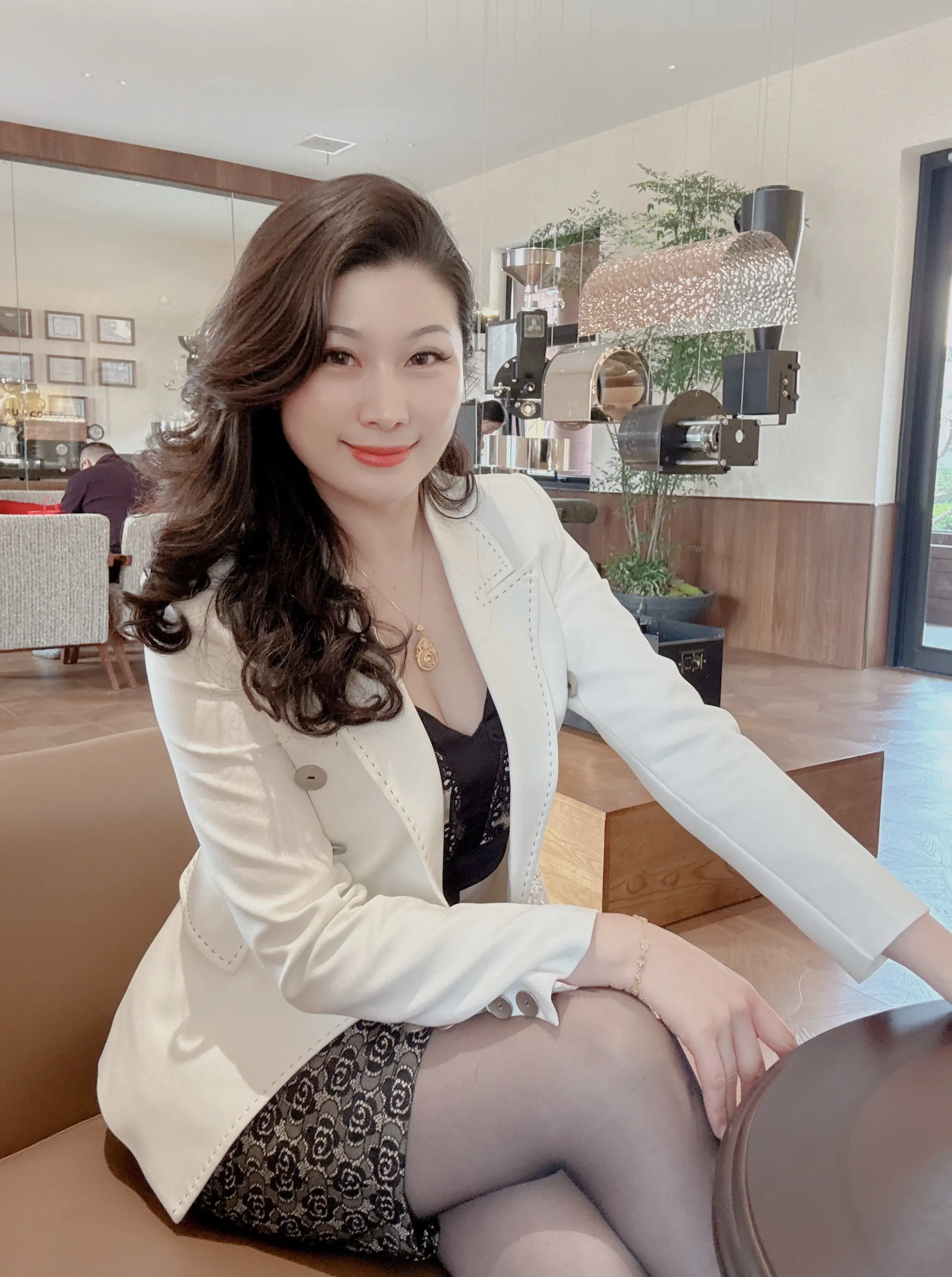 “漂亮的话，谁都会说，没有行动的爱，全是废话。”