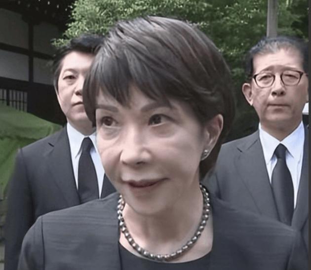 能收拾高市早苗的人终于出手了！ 原 来高市早苗不怕中国施压，不怕在野党发难，连支