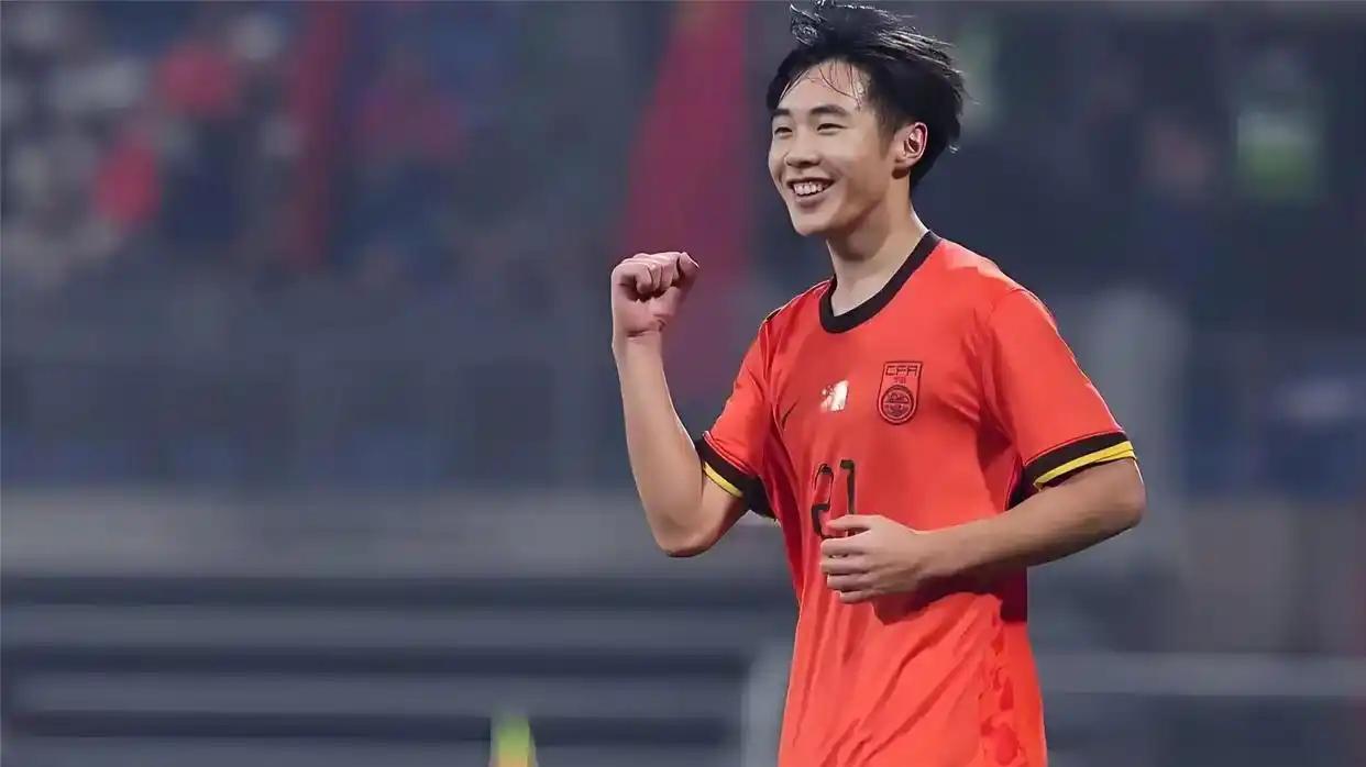 疑问！U17国足名单，帅惟浩、张伯霖为何标注“其他”？
最新U17国足集训名单公