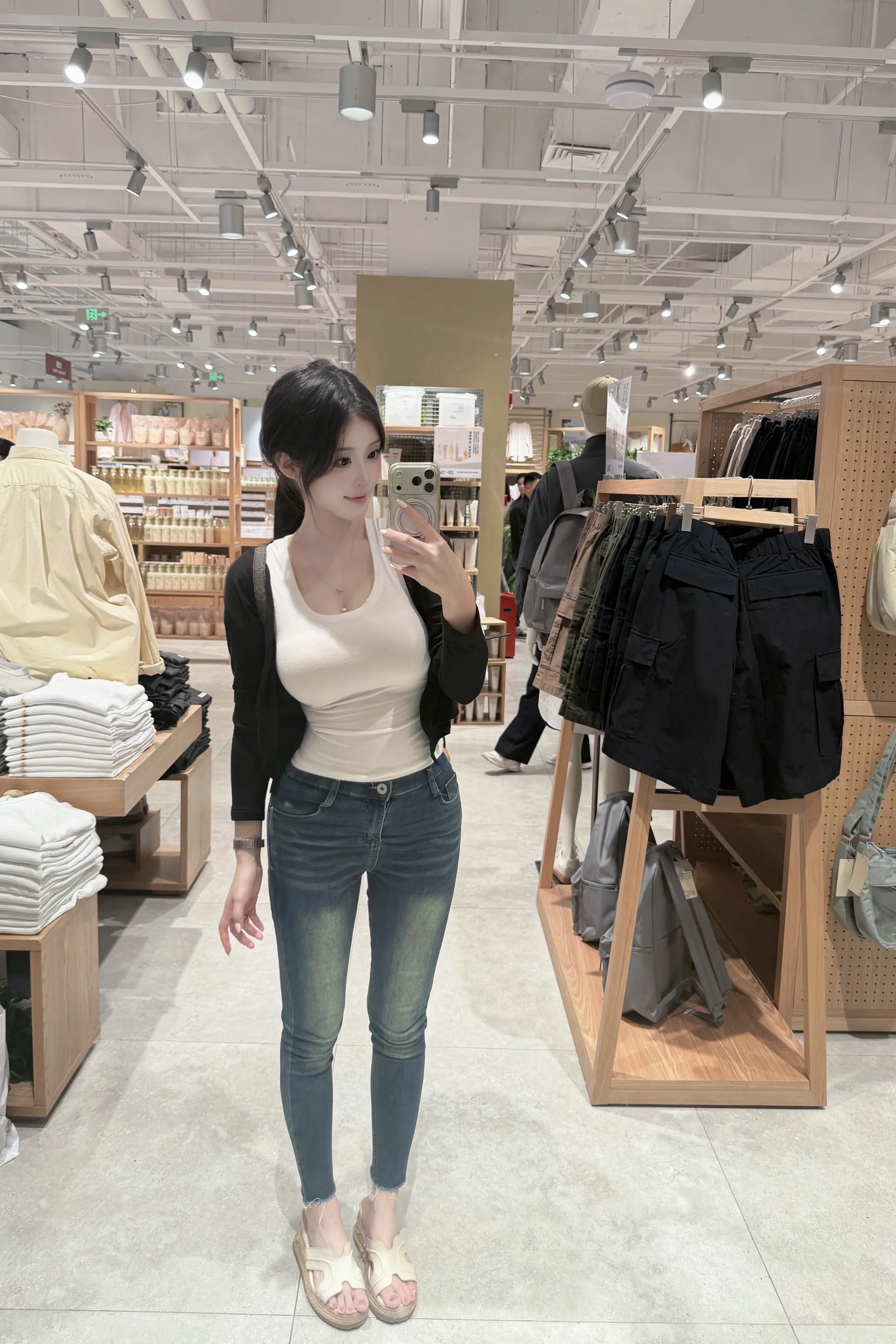 淡淡的就会顺顺的ʕ •ᴥ•ʔ