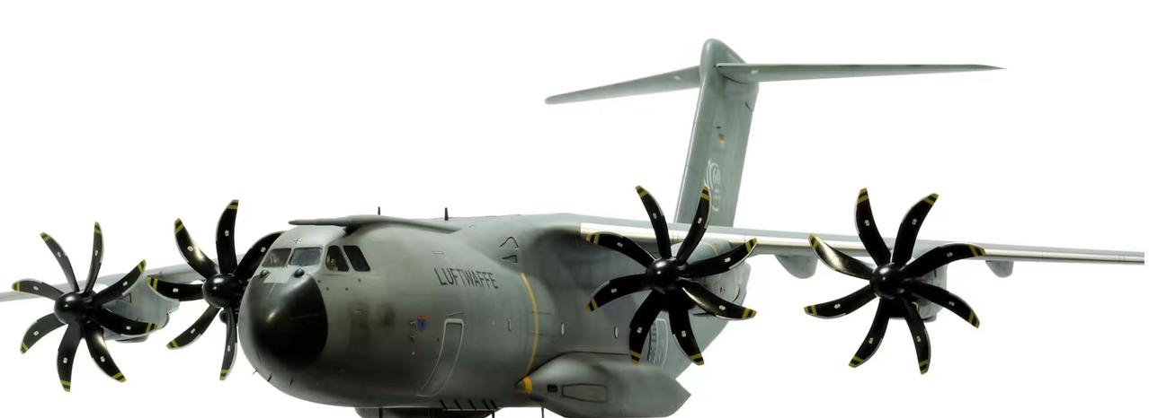 1/72空客 a400m.国外模友作品