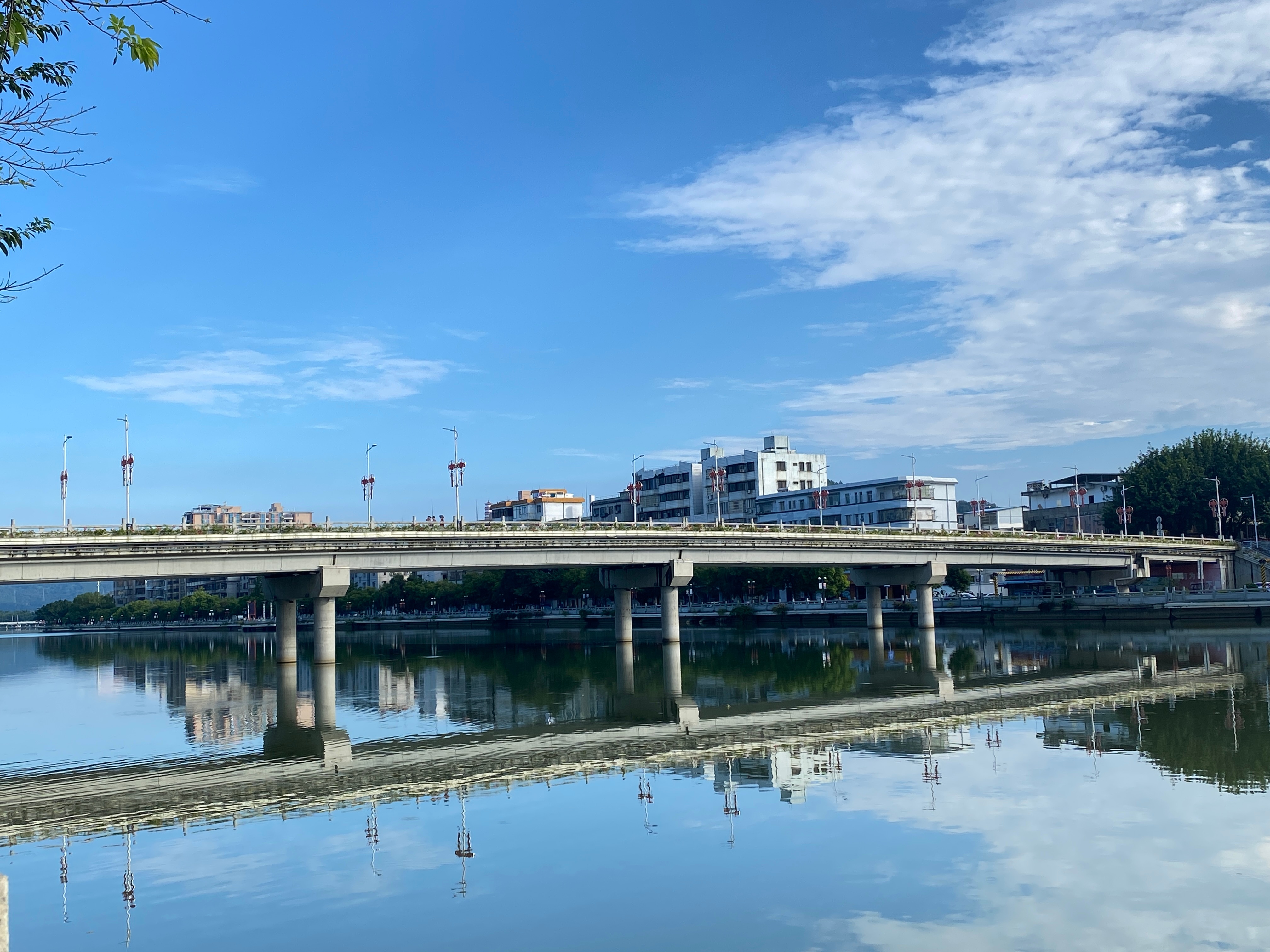 天气真好，假期进行ing ​​​