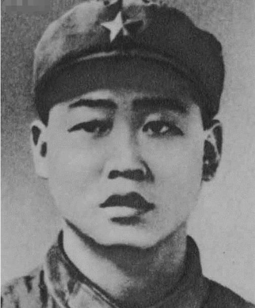 1979年，对越自卫反击战中，眼看着子弹已经打光了，徐泽贵突然产生了一个不可思议