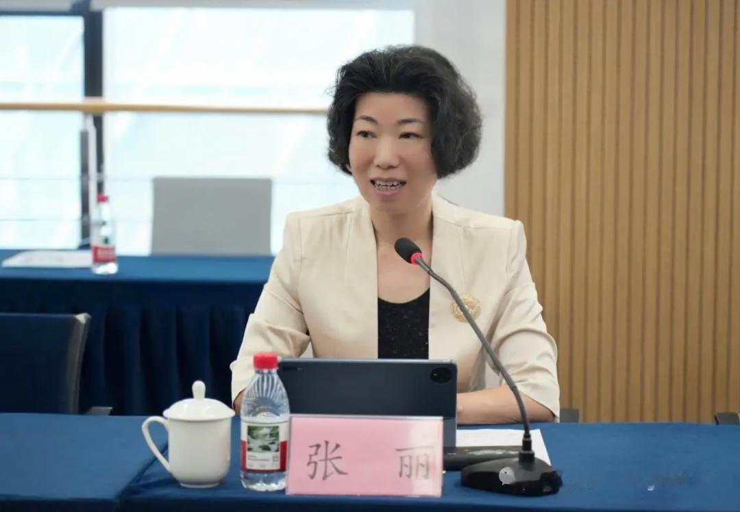 张丽出任中国移动互联网公司总经理
 
9月16日消息，中国移动集团内部下发通知，