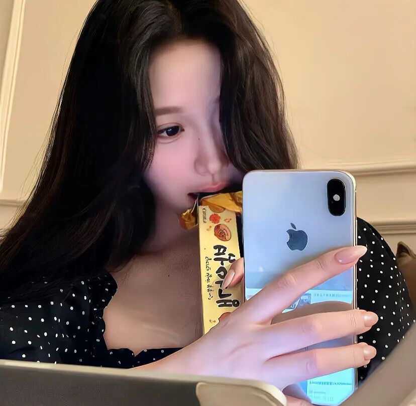 🌸 ◡̈近期动态取悦自己，快乐生活，没了～ 