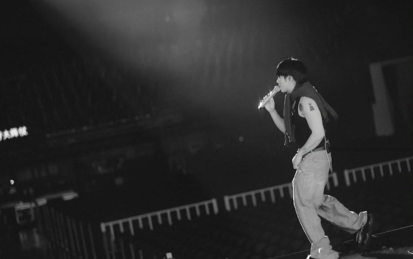 杨和苏巡演上海收官场 终场倒计时ing！准备好挥舞荧光棒，和苏苏一起解锁说唱终极