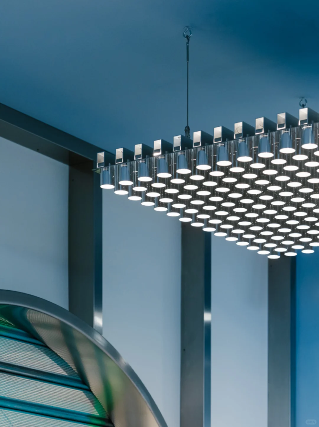 商业空间灯光装置