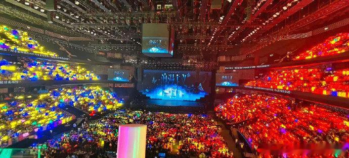top演唱会灯牌top演唱会全景灯牌朱志鑫黄海 