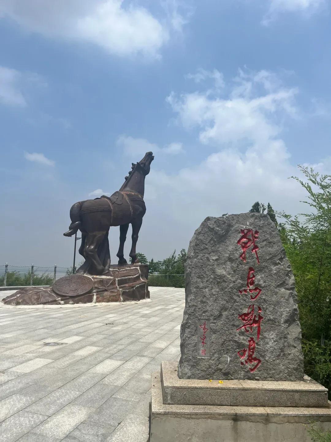 卑劣的平台，无耻的棋者。


某J平台为了敛财，出售特权。比如断网，卖时间，那些