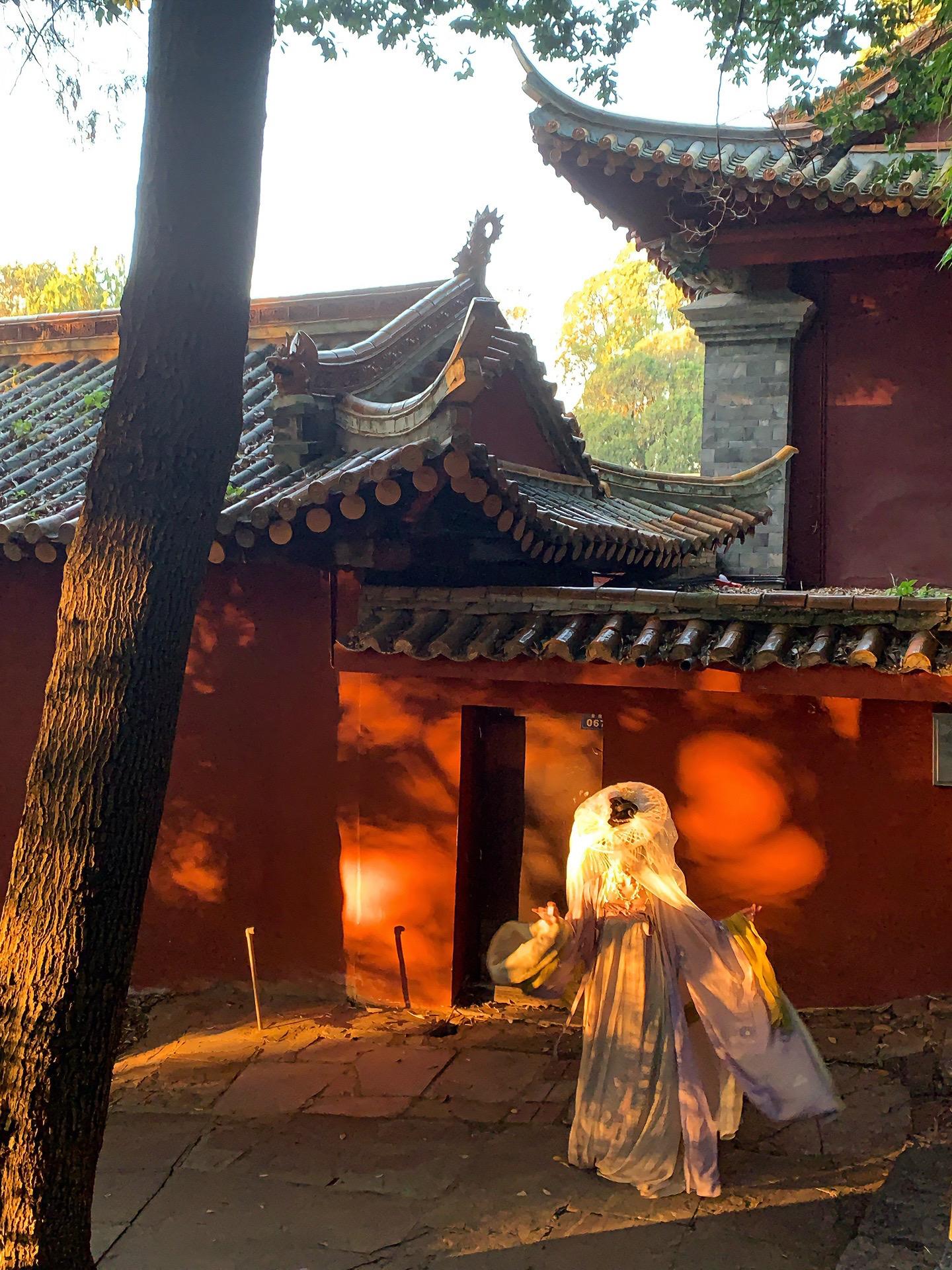 往事流转在你眼眸～