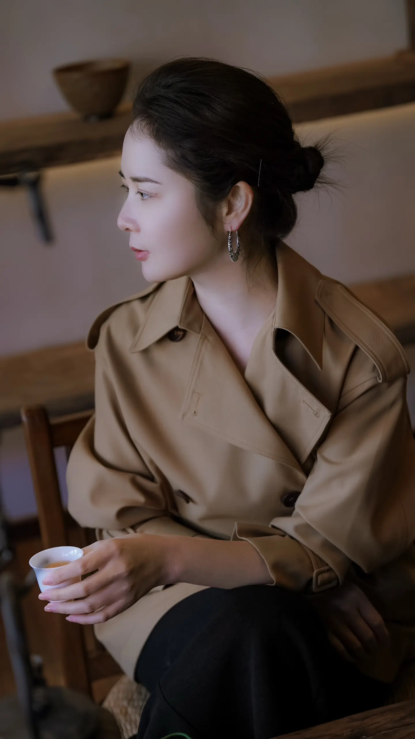 所以，爱是什么呢？在我的世界里，没有鼓励、没有表扬、是不允许撒娇、不允...