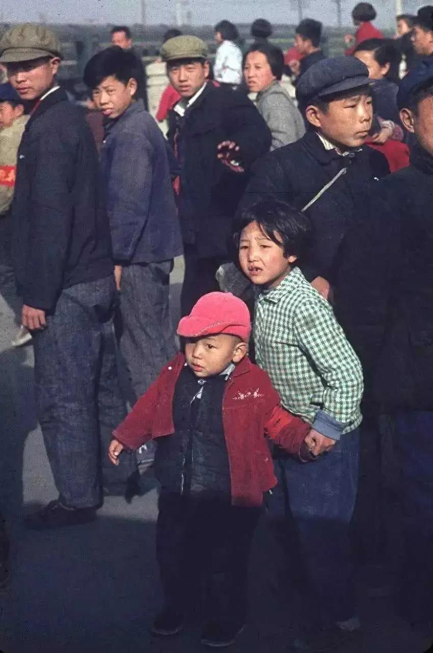 1966年，北京青年儿童。