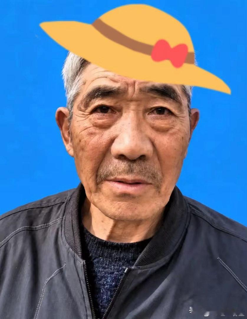 今天看到个新闻，百感交集。77岁，收废品，日均收入30块。就这么一位老人，在路边