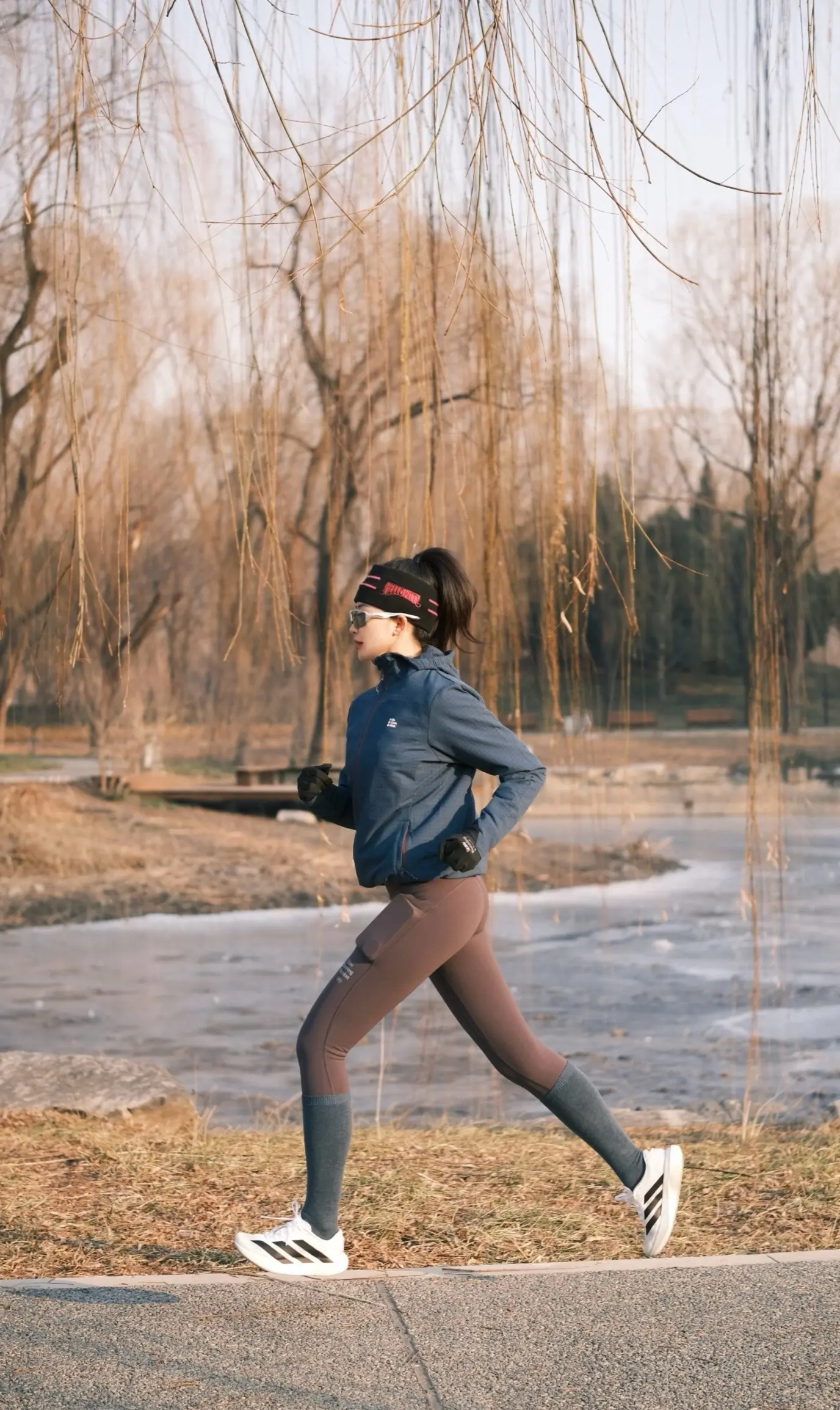 没人疼就来跑步吧🏃🏻‍♀️‍➡️。