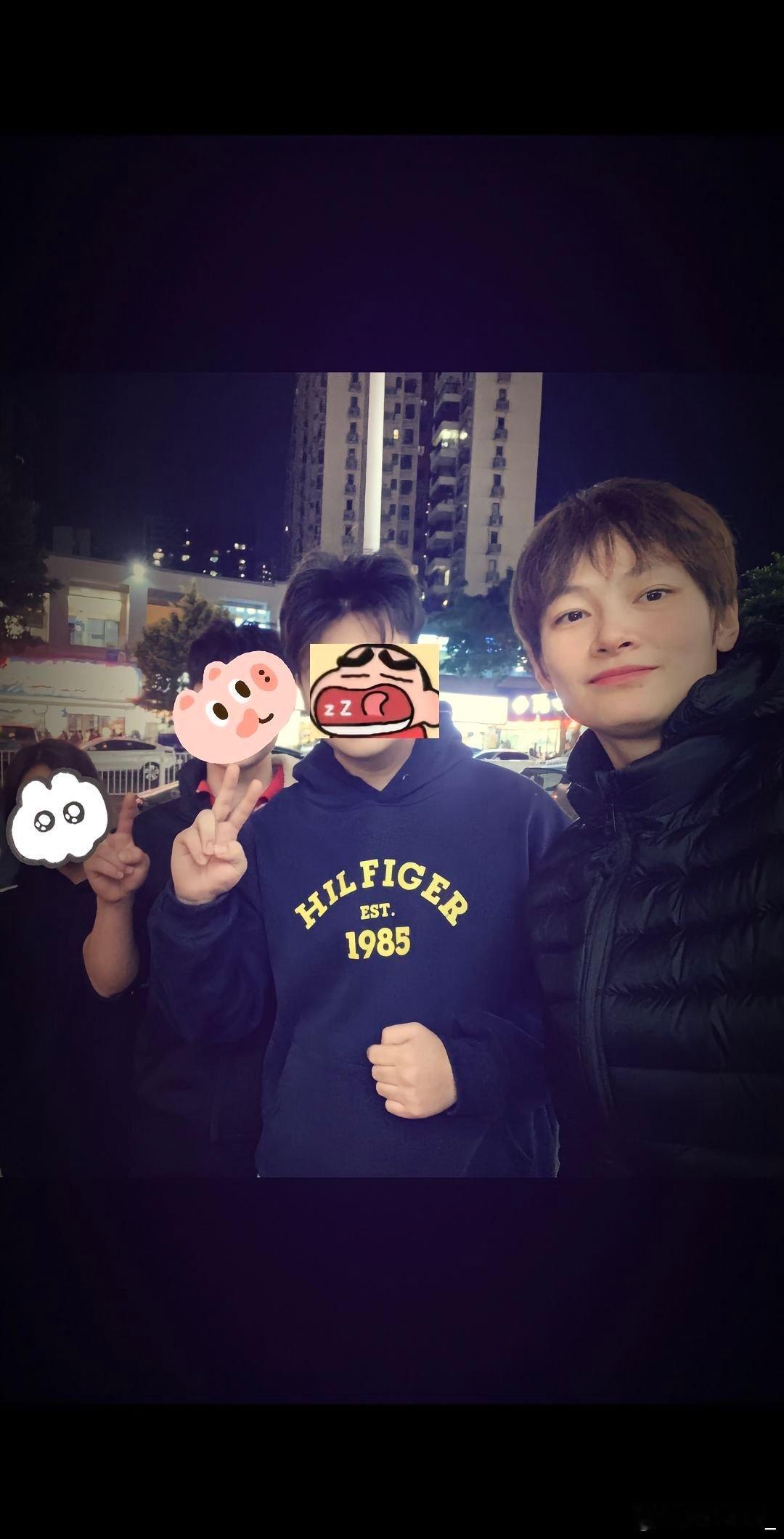 杨力维杨力维 20251215合照妞姐1P图源:抖音 阿强 