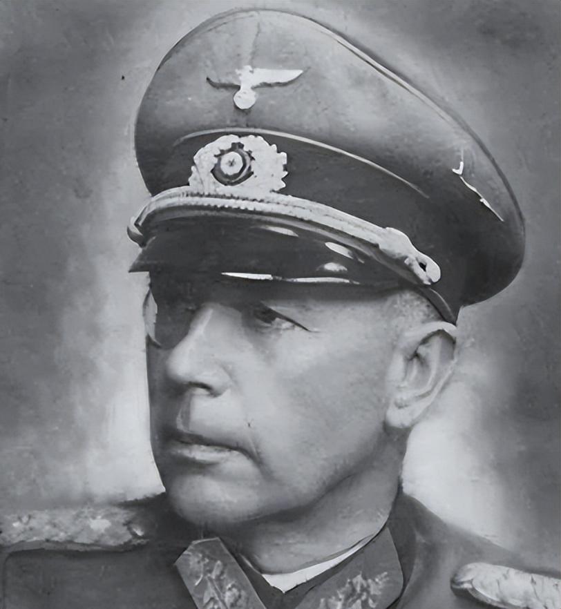 1944年初，6万德军在乌克兰战场上被50万苏军包围，当苏军向德军劝降时，德国炮