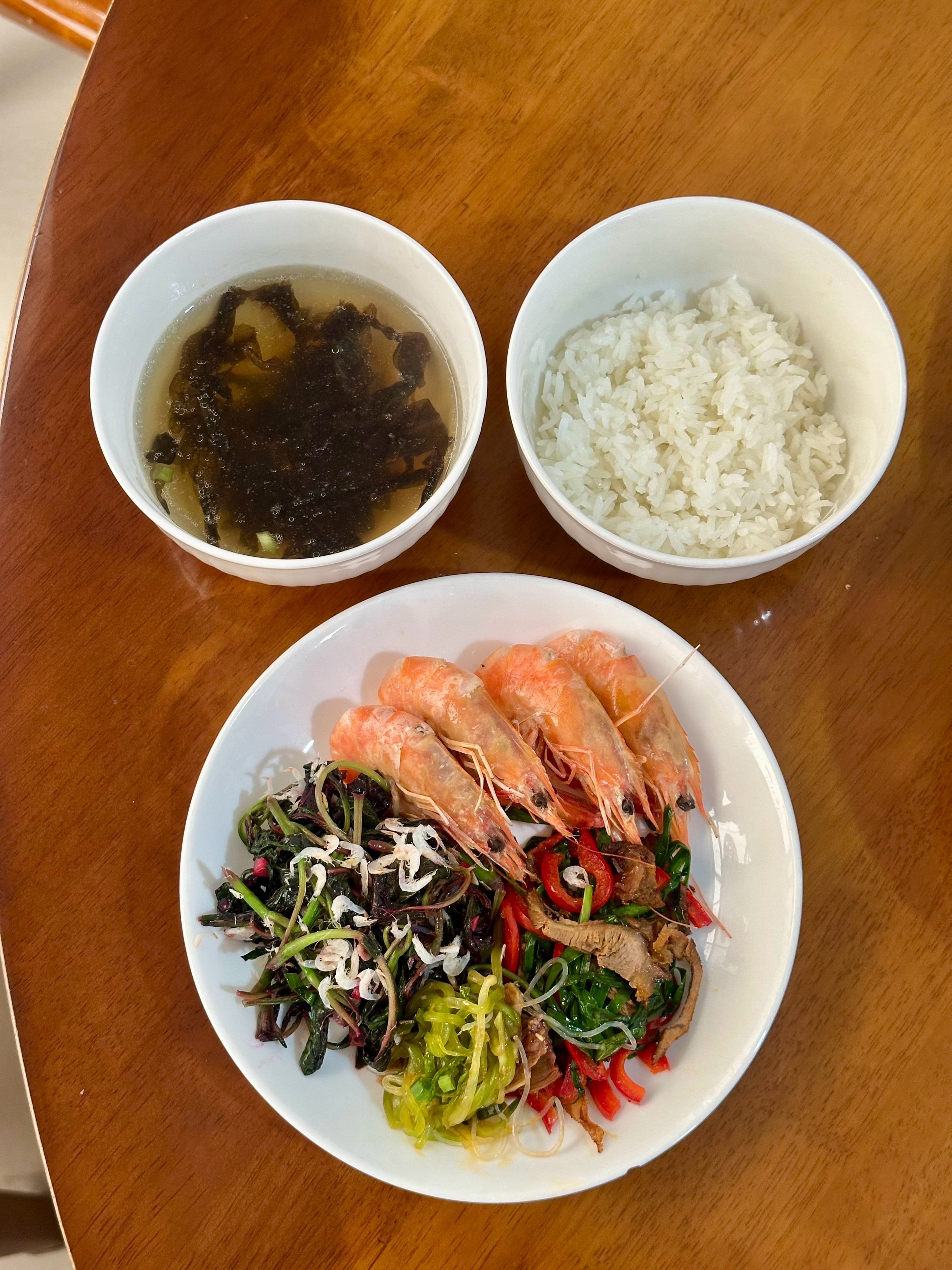 开饭了，听说韭菜炒蛋吸油很猛？ 成都