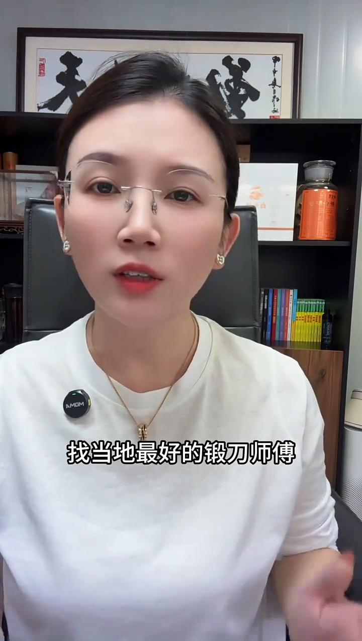 少年强则国强！课间千人齐练"破锋八刀"，承先辈真钢之志，沸当年杀敌之魂。
新华社