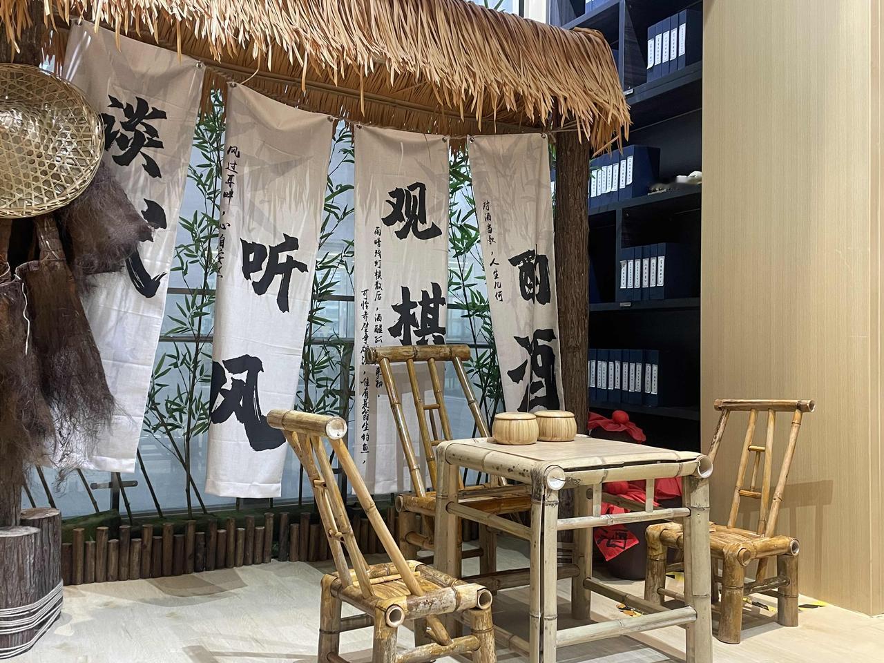 俄罗斯中文考试有多变态
        听力题目：
         女：亲爱的