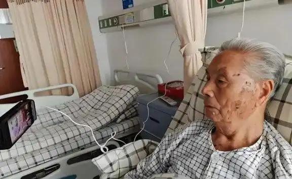 “这就是重男轻女的下场！”吉林敦化，女子的父亲去世后，她收到大哥发来的一段视频遗