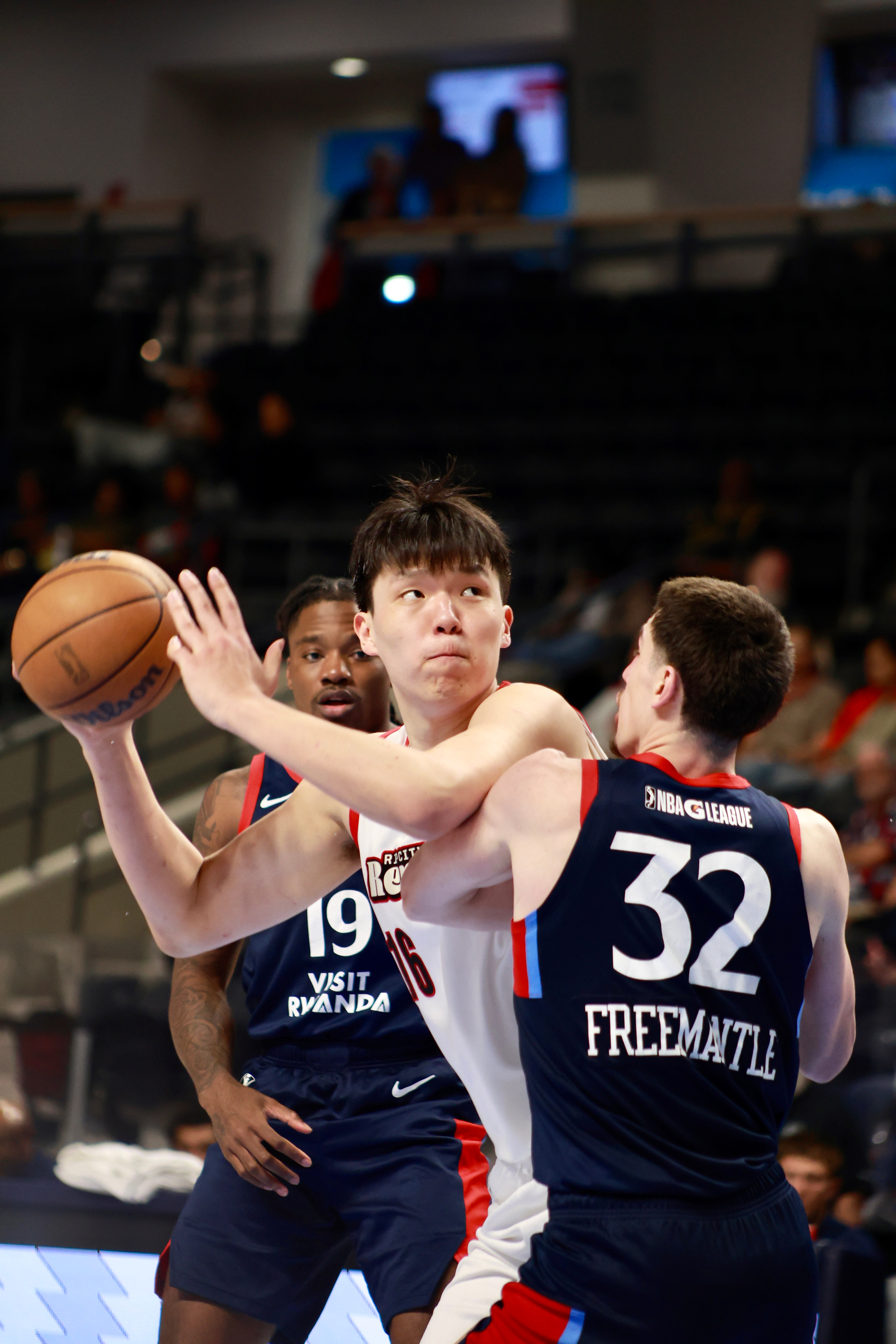 前方报道📷再补一组高清小杨chinahawks // 杨瀚森