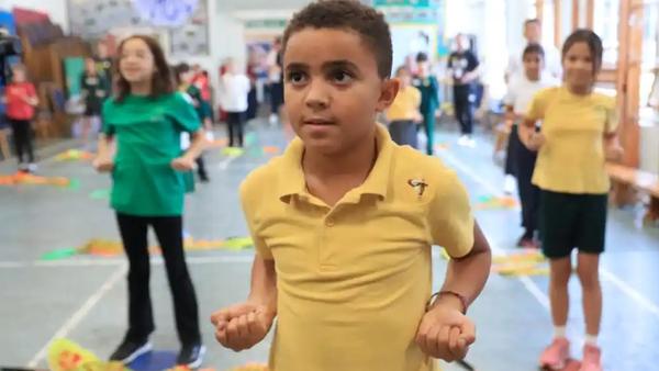 吸烟有害健康，我们人人都知道，而英国则采取了实质性动作。据英媒21日报道，英国议