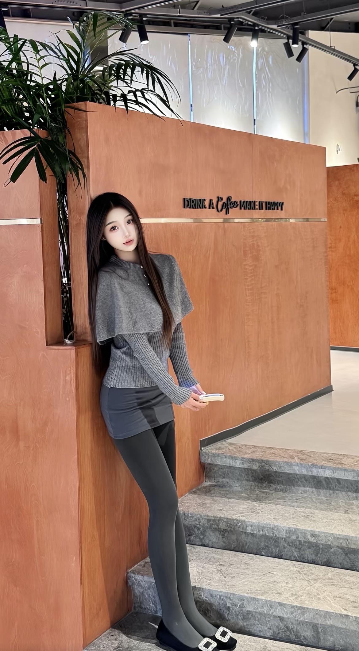 女生怎么穿紧身裤才好看