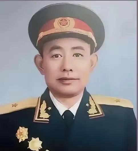 1951年，志愿军师长 黄朝天违抗军令，率9000残兵掉头杀向3万美军，13天后
