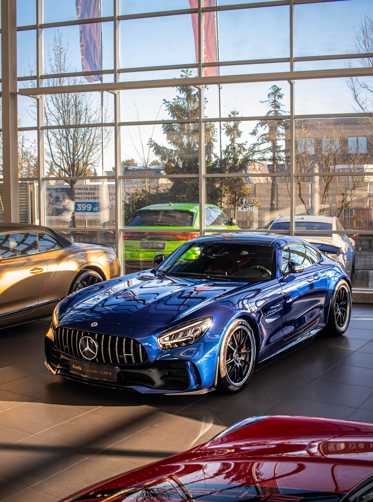 Mercedes AMG GT R 