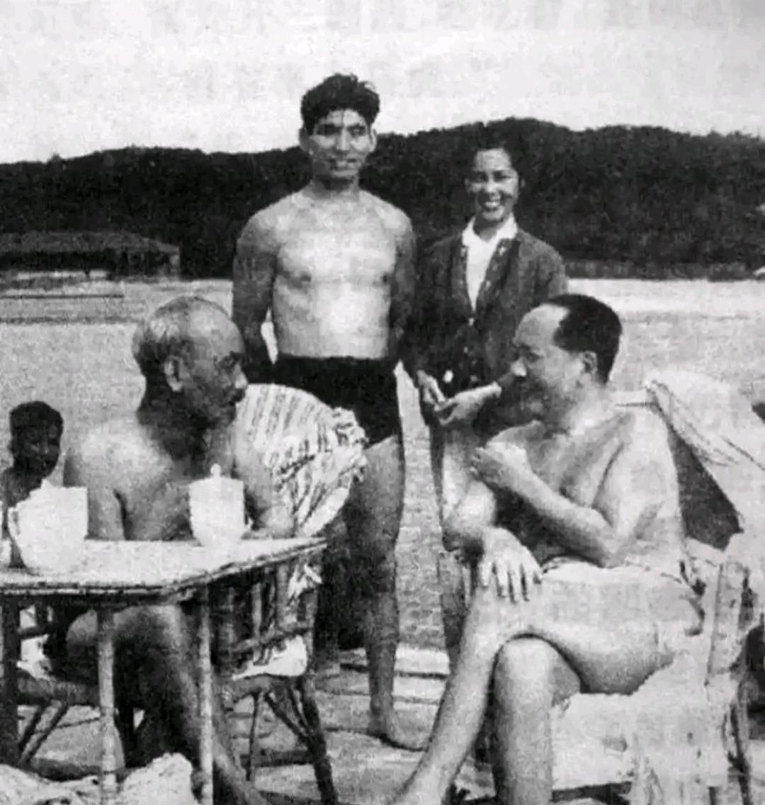 ＃红色文化＃
伟人风采欣赏：