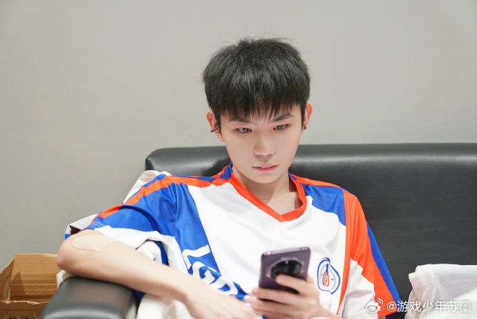 LGDNBW夏季赛二连胜恭喜LGDNBW拿下夏季赛二连胜！ 