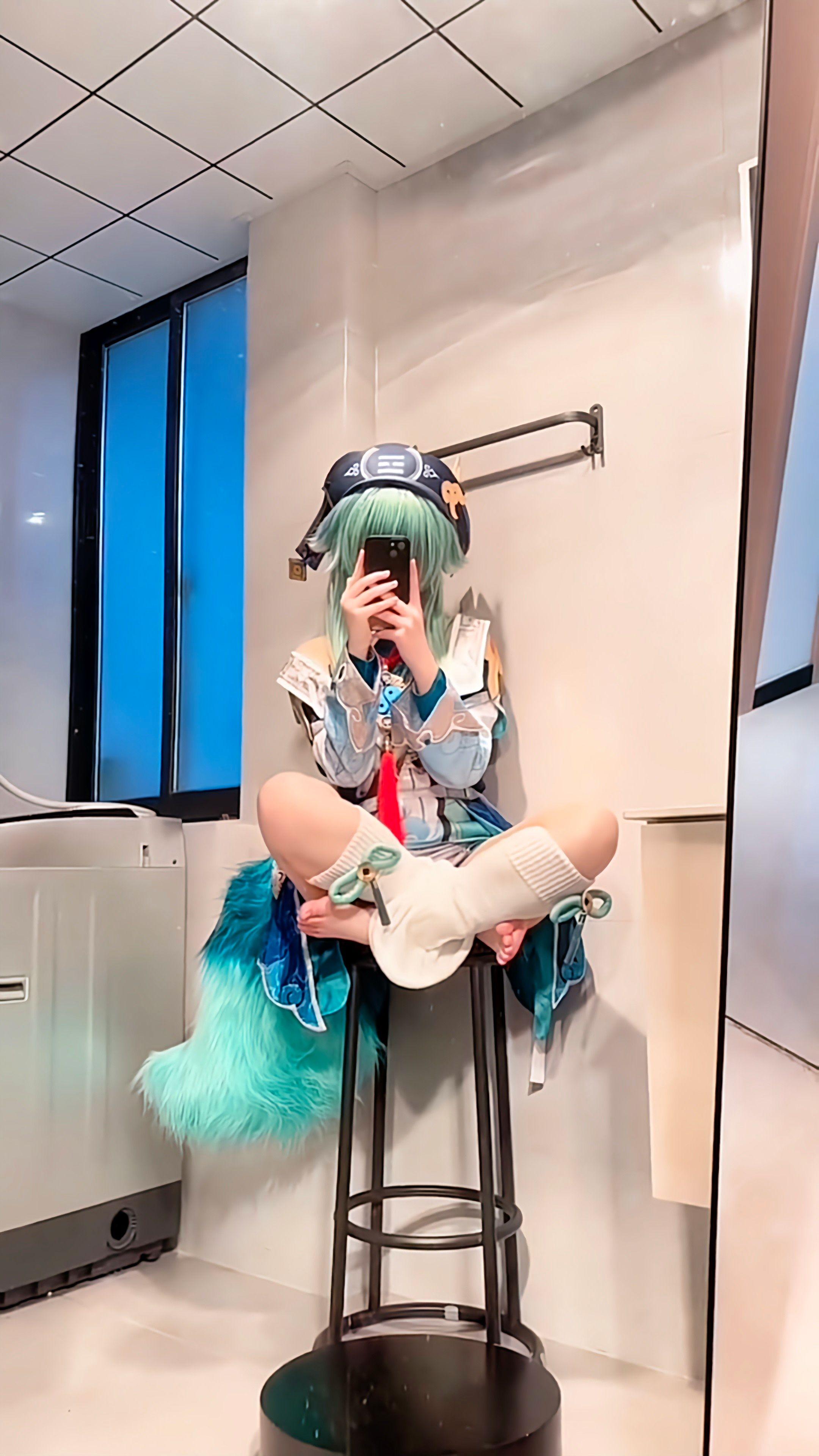 三选一哦。藿藿cos