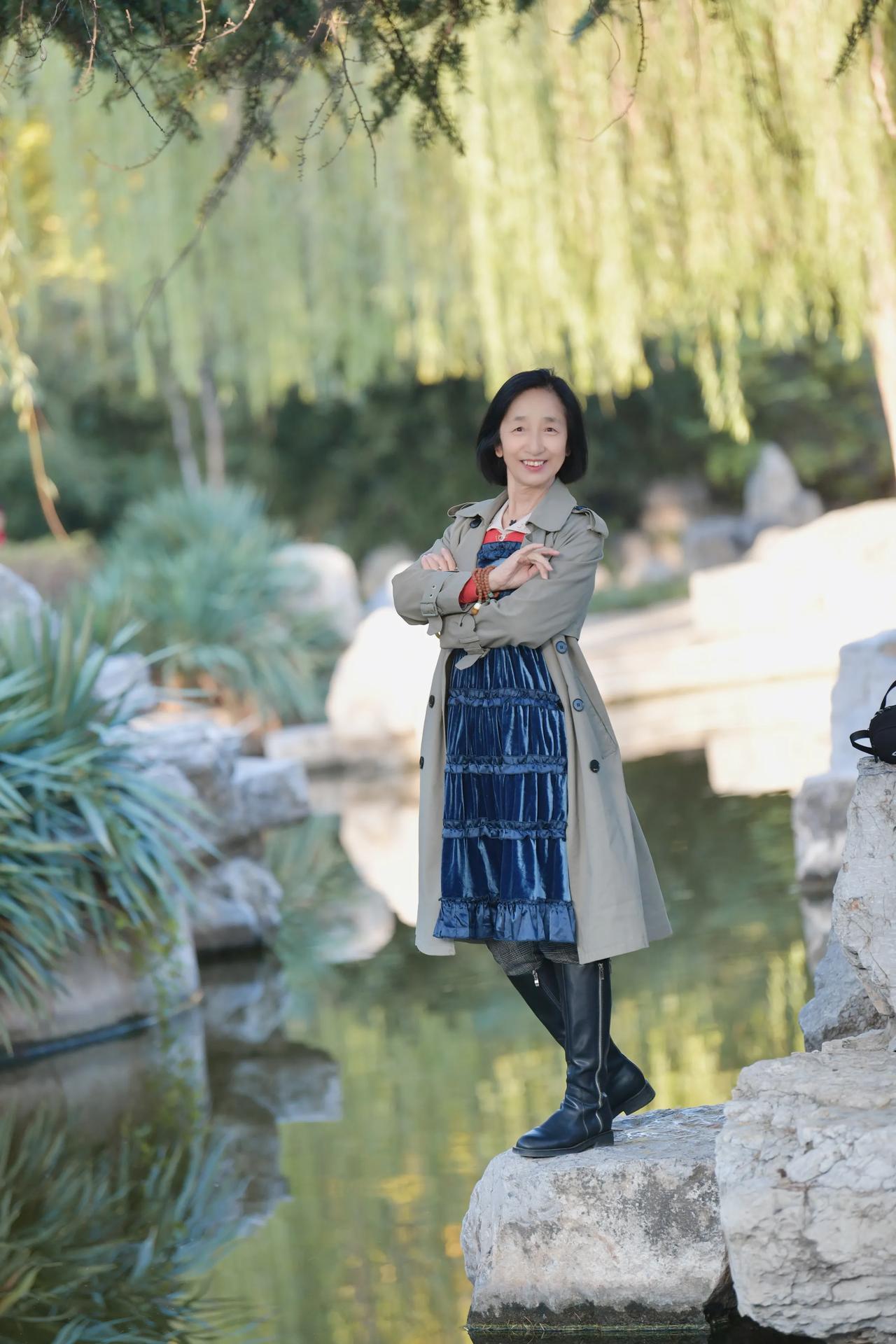 深秋时节，丛台公园里的风景，开心快乐的度过每一天！#公园里邂逅之美# #拍一组公
