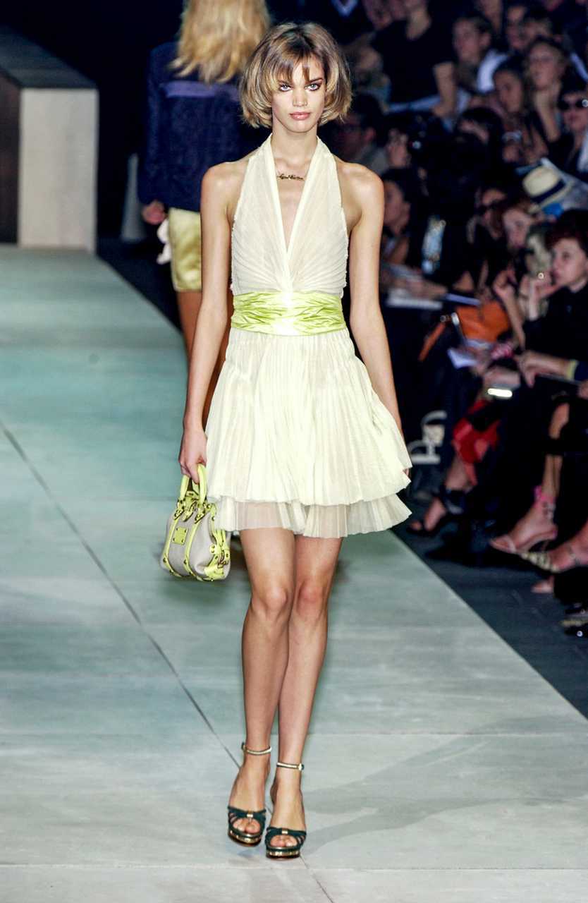 【来自投稿】LOUIS VUITTON路易威登2004春夏秀场 