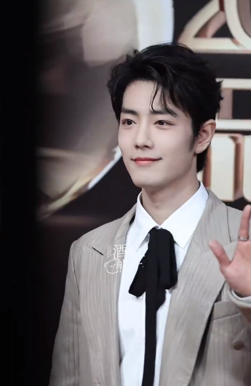 肖战形容藏海隐忍赤诚权谋 肖战震撼美味肖战震撼美味，肖战形容藏海隐忍赤诚权谋，咱