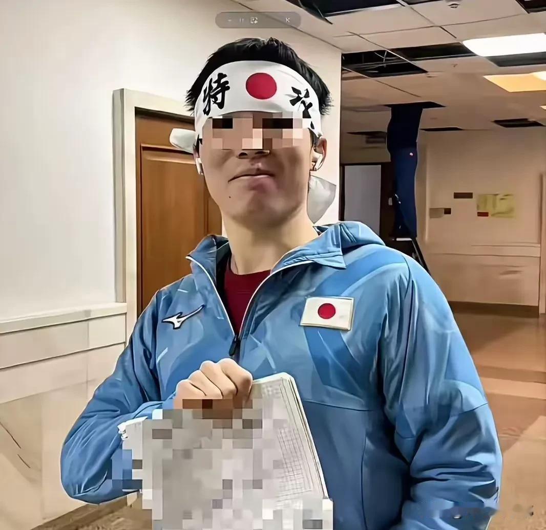 莫大留学的陈某某终于被遣送回国，

他的麻烦才刚刚开始。

回国后，不全副武装，
