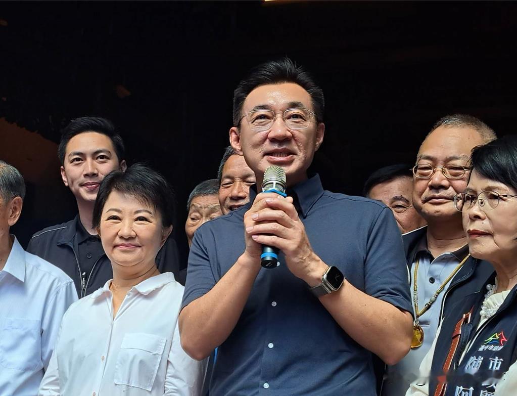 变数陡生！5 月 14 日，台媒曝出一条消息。

台 “立法院” 副院长江启臣当