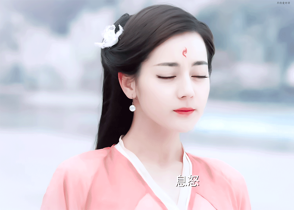 迪丽热巴多拍古装我爱看，不愧古装剧年冠这么多年这么多部！ ​​​