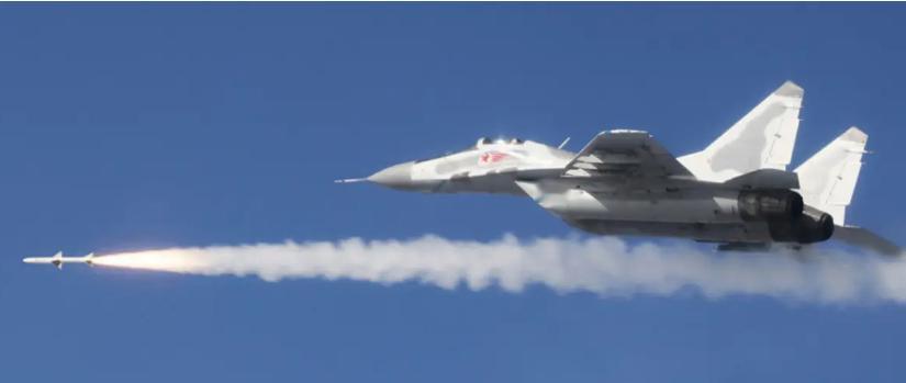 一架运输机被凌空打爆！40多名士兵全部死亡，不过呢，阿联酋却矢口否认！8月6日，