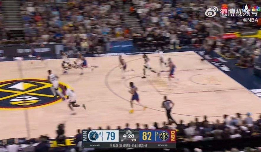 森林狼1比1掘金森林狼19分逆转掘金森林狼与掘金战成1-1，这场19分大逆转看得