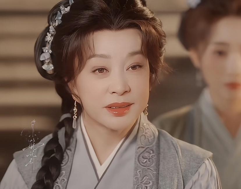 刘晓庆阿姨，别自欺欺人了！
虽然是演戏，可是你真的很不把观众当回事啊！
你这哪里