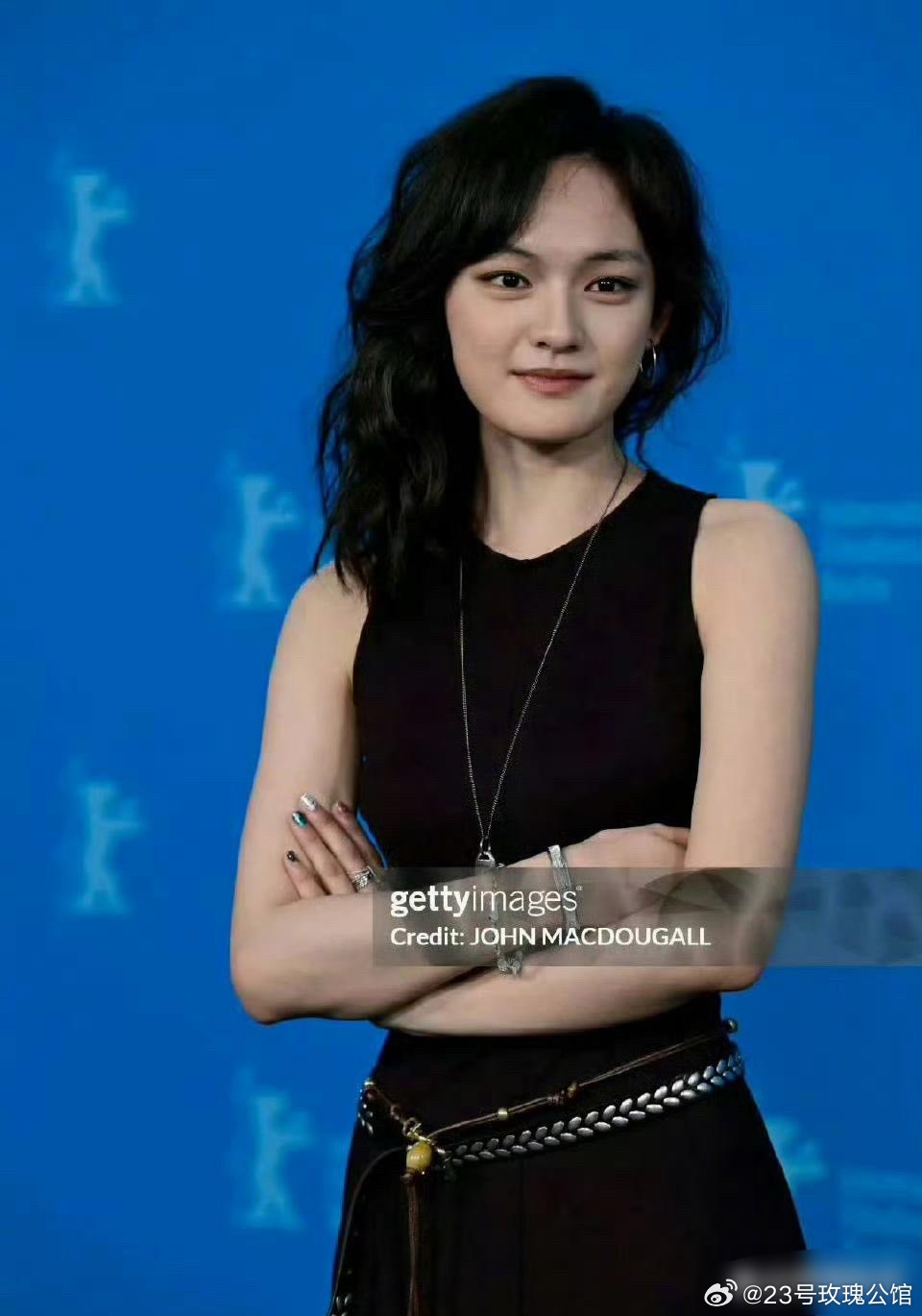 文淇和兰西雅是确定不是亲姐妹吗？两个人真的好像，尤其是神态。但两个人都好美啊。 