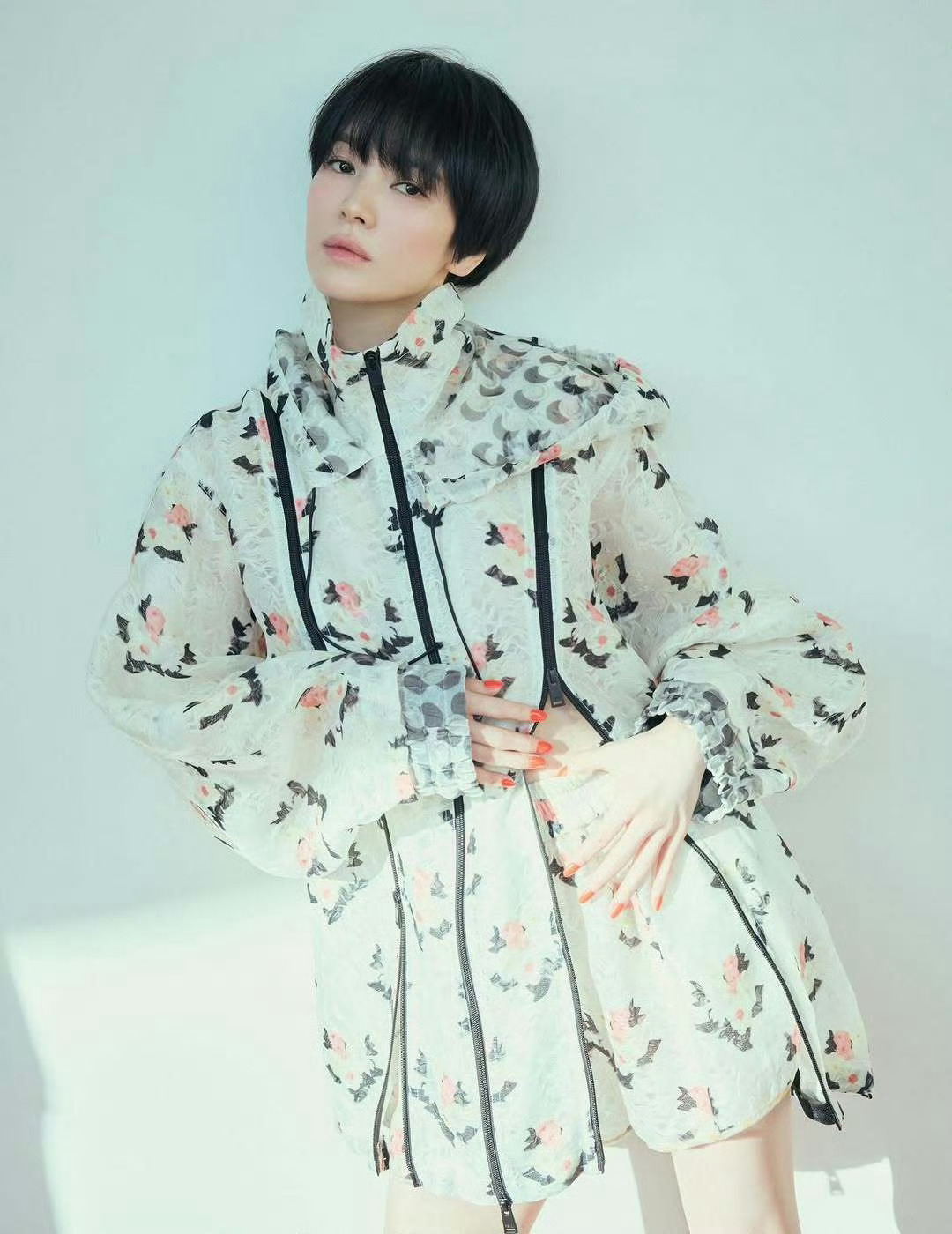 宋慧乔 FendiHarper's BAZAAR Korea January 2