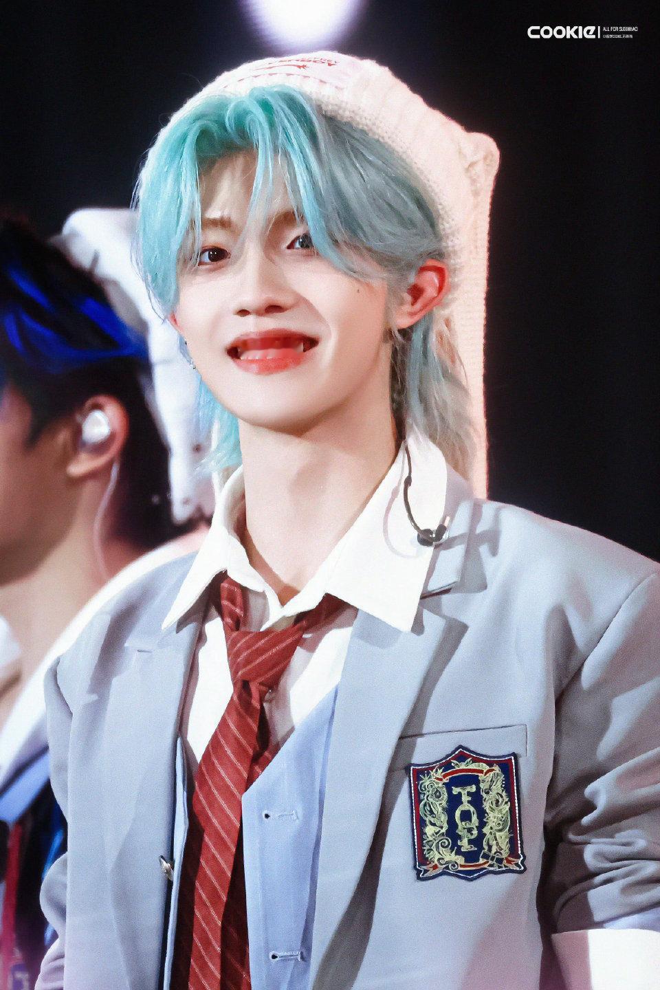 我家爱豆说啥了 “我真的想好好看看你们，用我的眼睛记住，用我的心脏记住，用我的灵