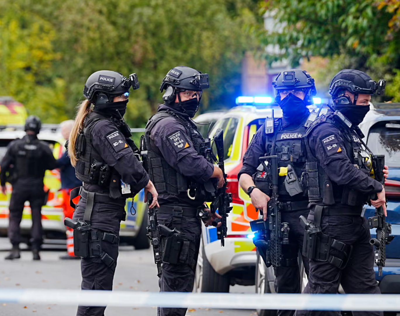 【#英国曼彻斯特恐袭已致2死3伤#，凶手为叙利亚裔英国人】#英国曼彻斯特恐袭凶手