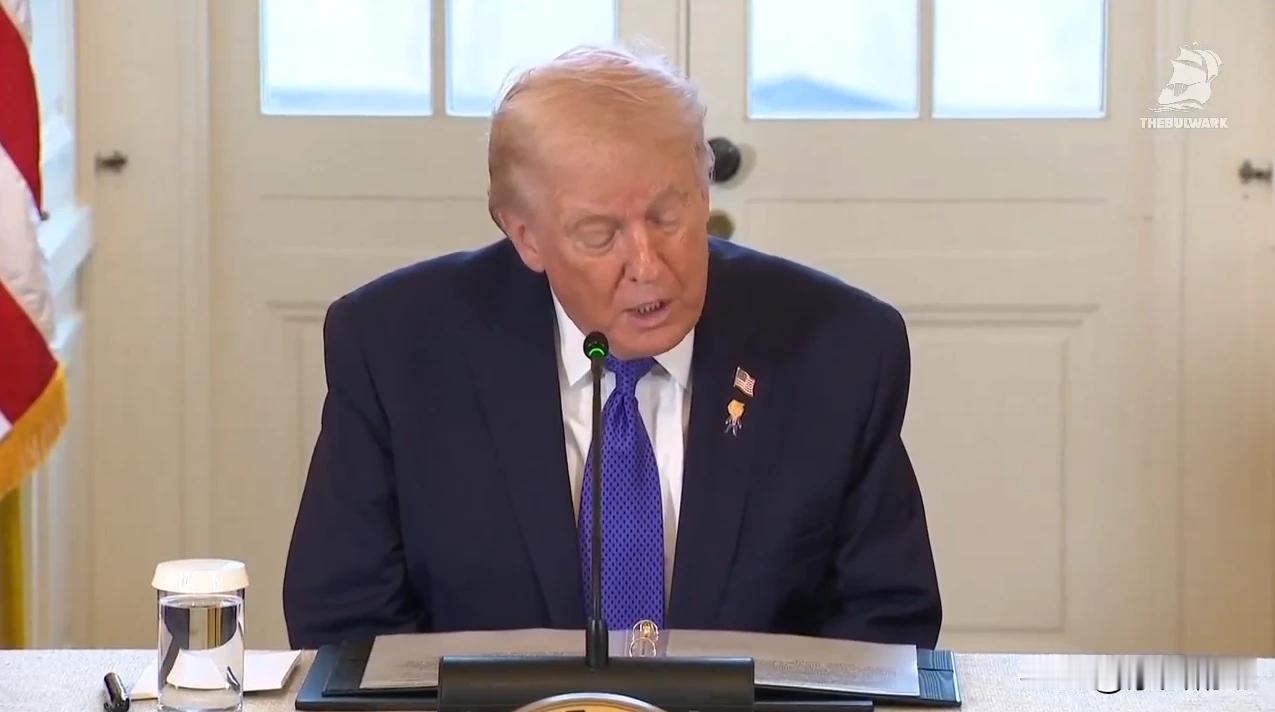 特朗普扬言，禁止埃克森美孚进入委内瑞拉。
      当地时间1月11日，对于美