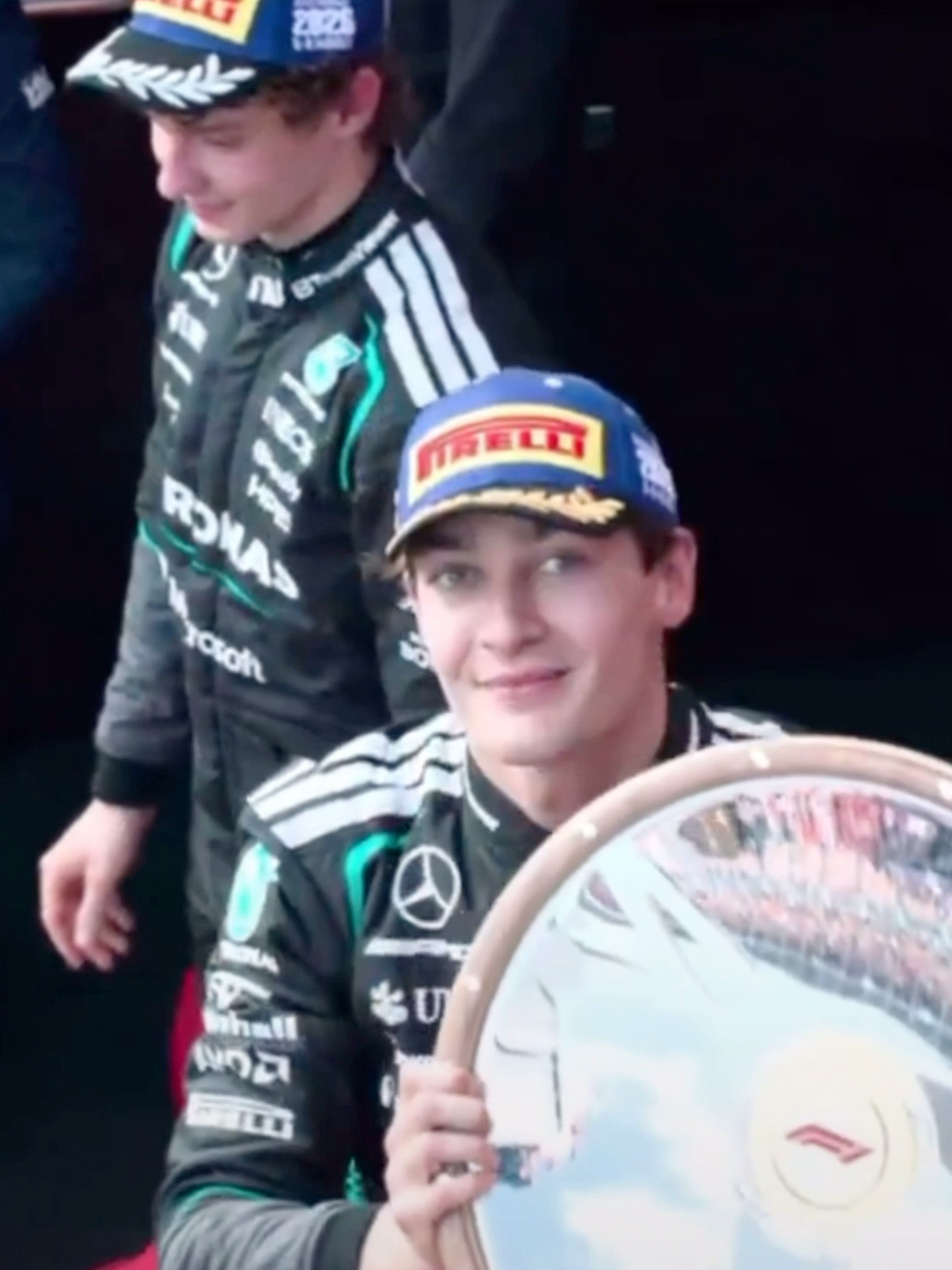 拉塞尔夺F1揭幕战冠军 乔拉～～～更貌美了～～～2026F1澳大利亚大奖赛