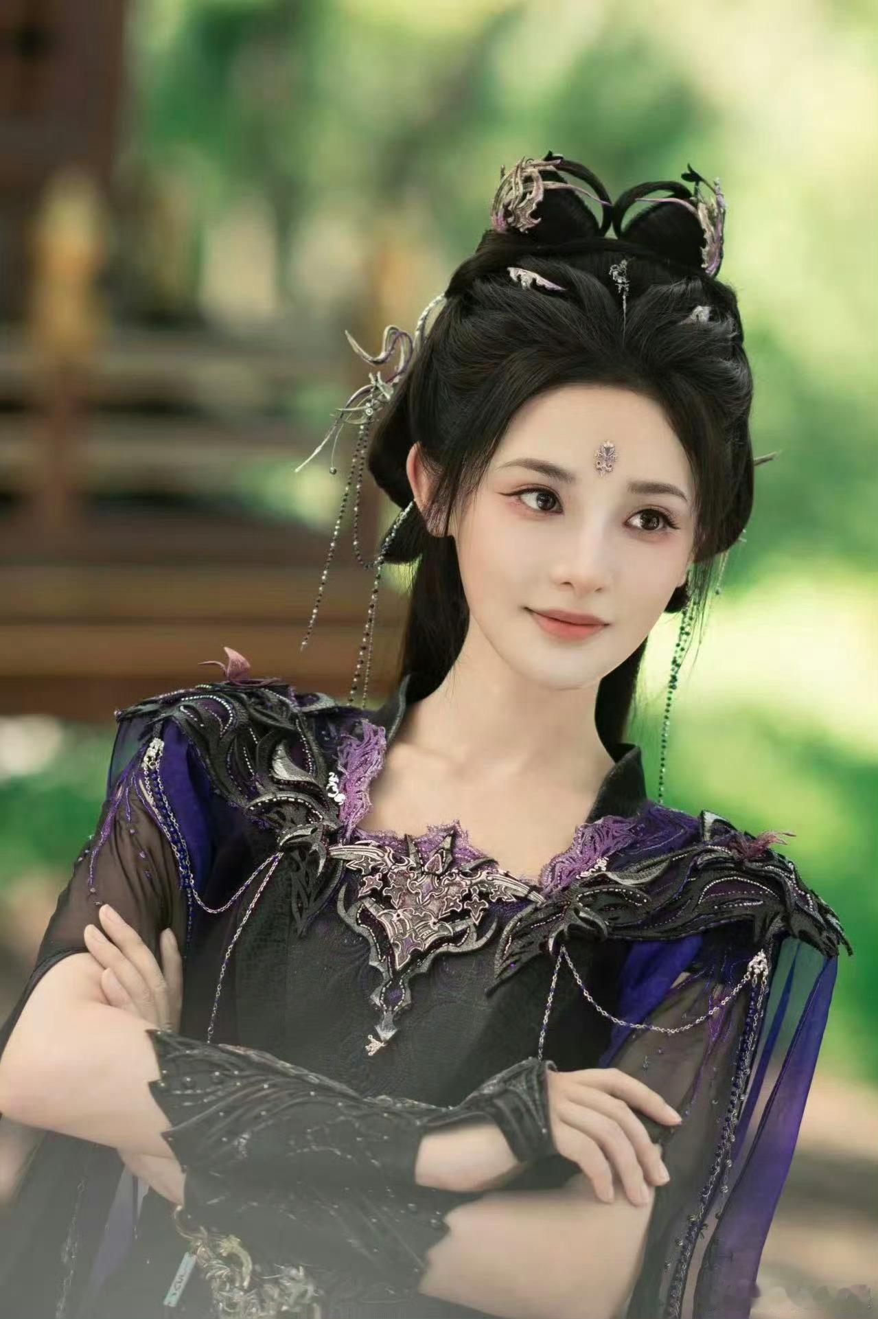 彭小苒发文别慕雨墨、谢粉丝，“爱是双向奔赴”戳中人心，这份真诚让人超爱！ 